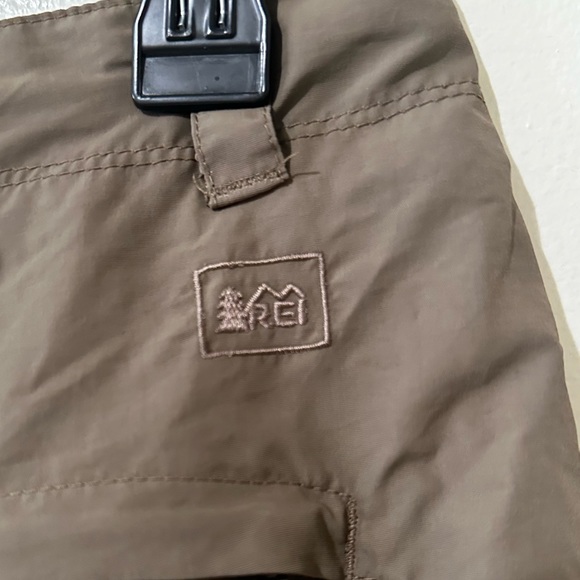 Rei Nylon Cargo Short for Hiking size 4 - Picture 5 of 6
